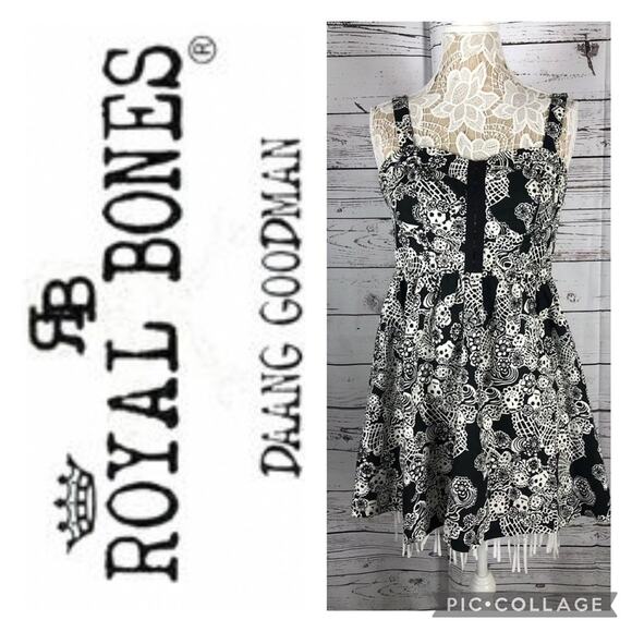 Royal bones sleeveless dress skulls & corset front, black and white size small - Picture 2 of 12